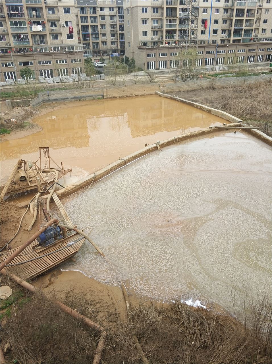 华龙沉淀池淤泥清理-厂区废水池淤泥清淤