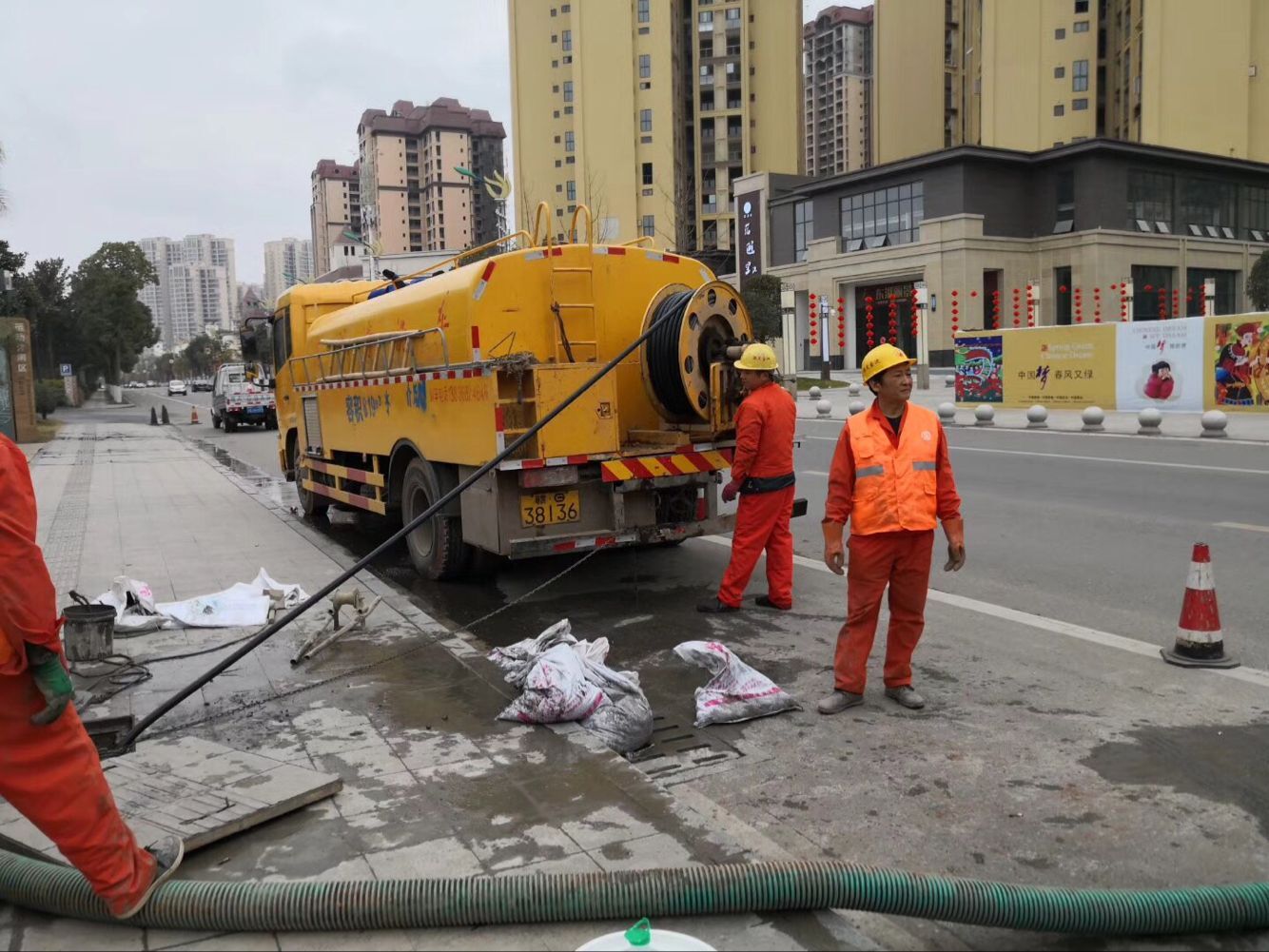 华龙排污管道清淤-管道清洗
