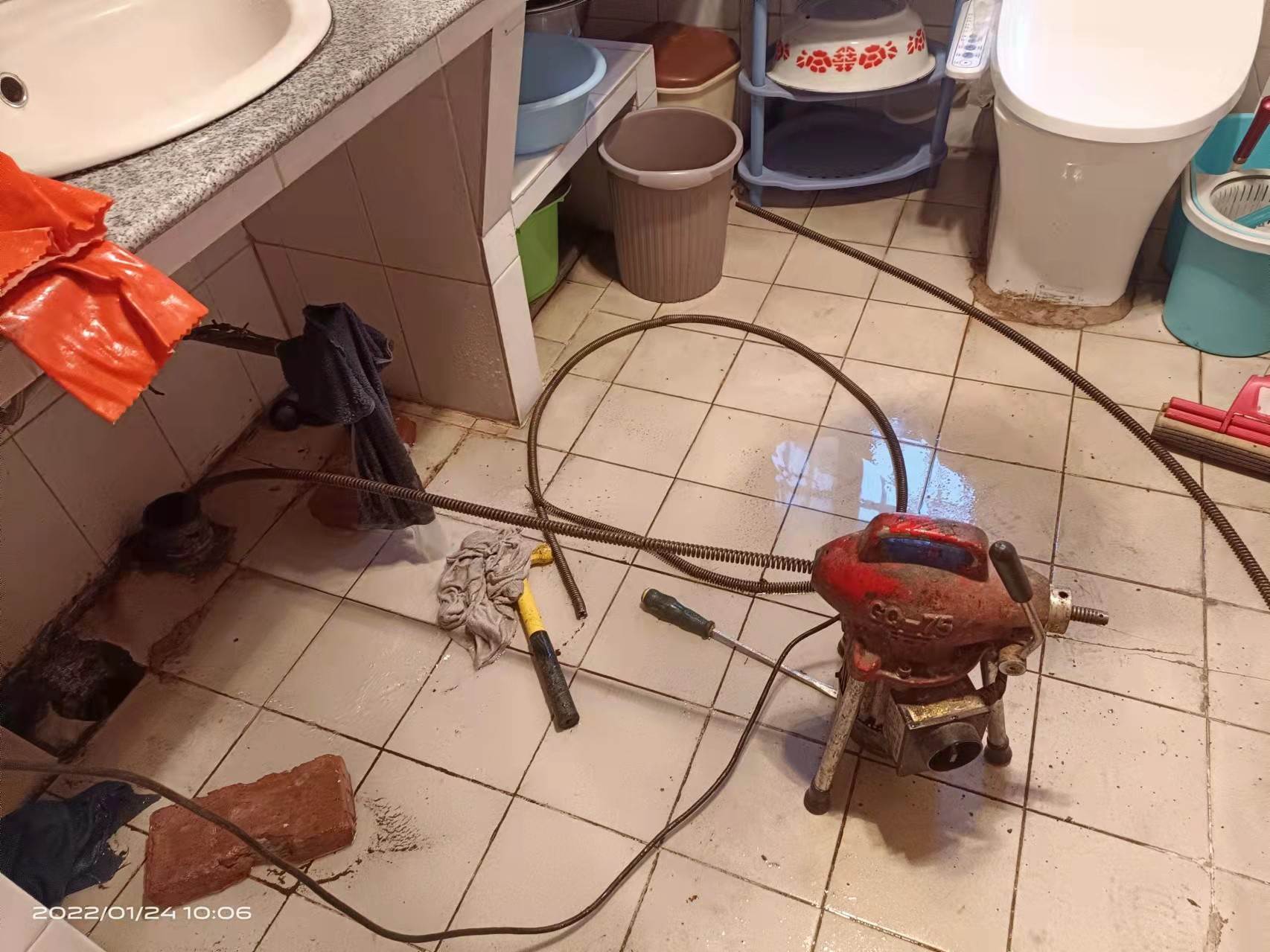 华龙疏通厨房下水道，地漏疏通